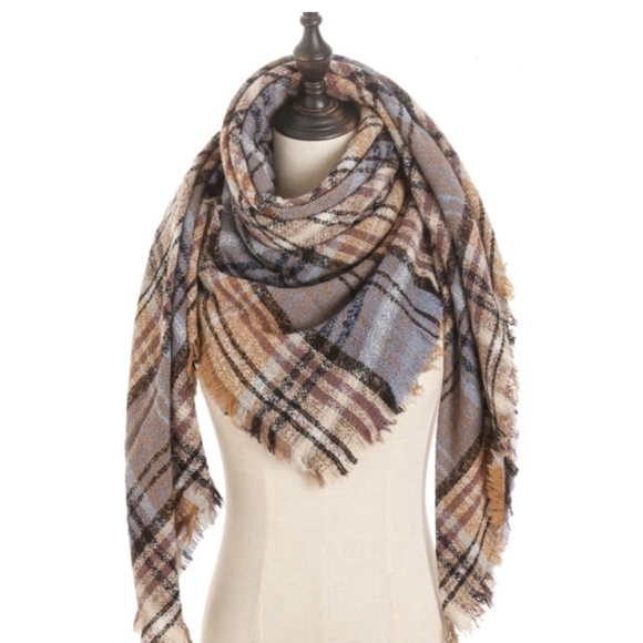 NWT Plaid Blanket Scarf Wrap - Picture 2 of 7